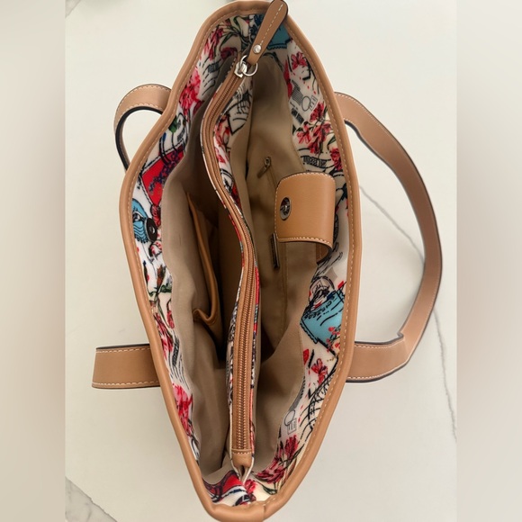 Giani Bernini Postcard Medium Tote Multi Color - NWOT - Picture 5 of 6